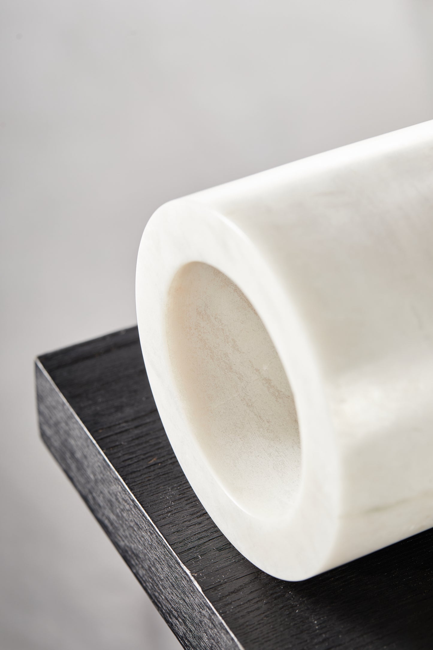 Round One - Cylindrical Item Holder