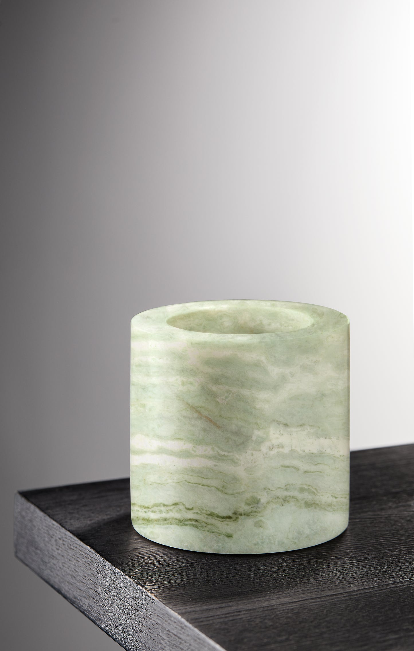 Round One - Cylindrical Item Holder
