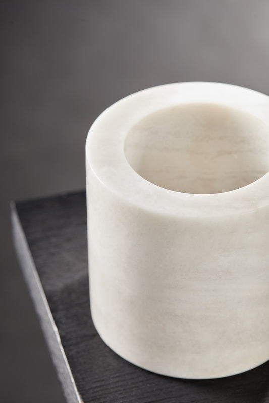 Round One - Cylindrical Item Holder