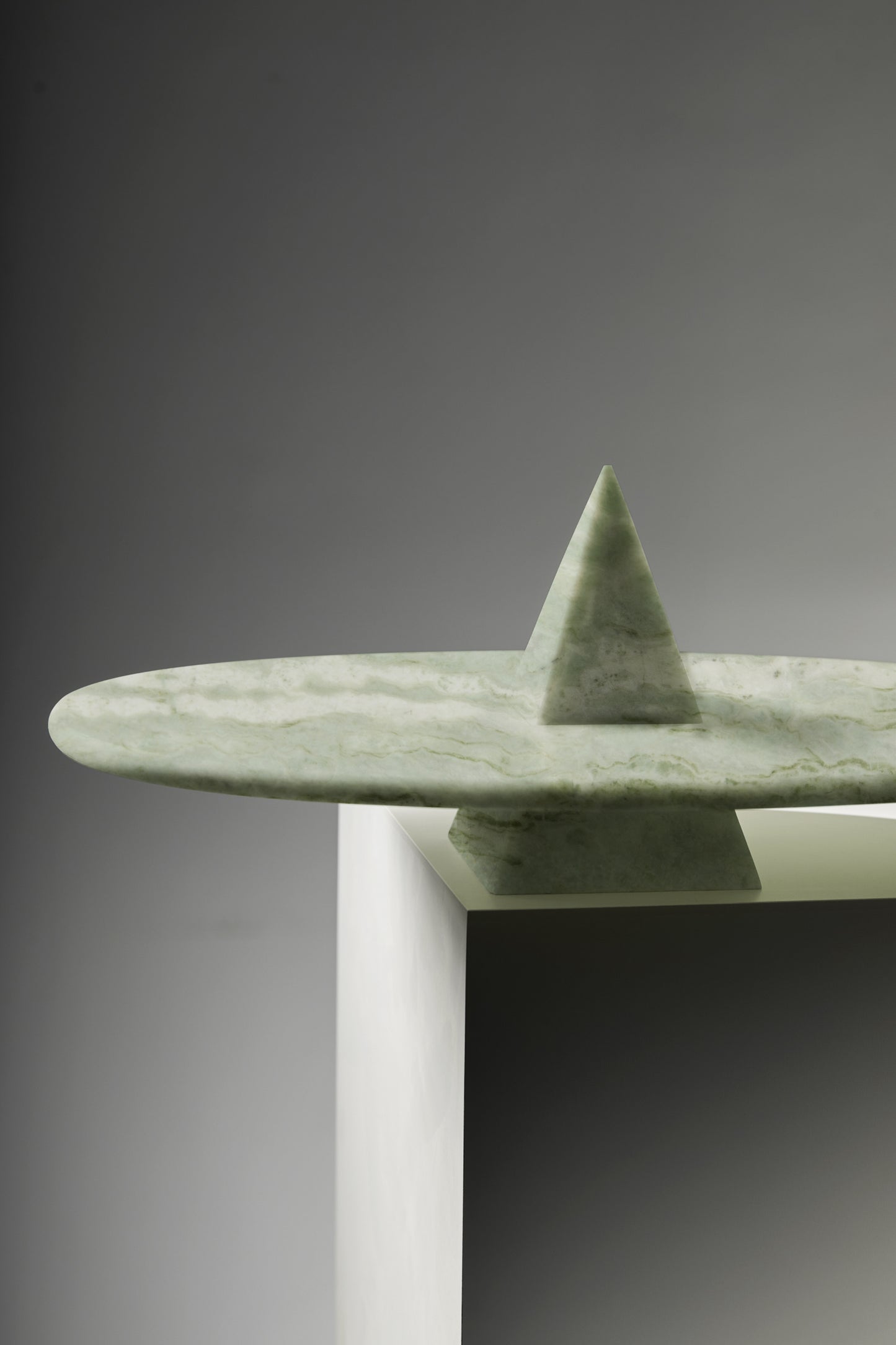 Forma - Geometric 3D Display Tray