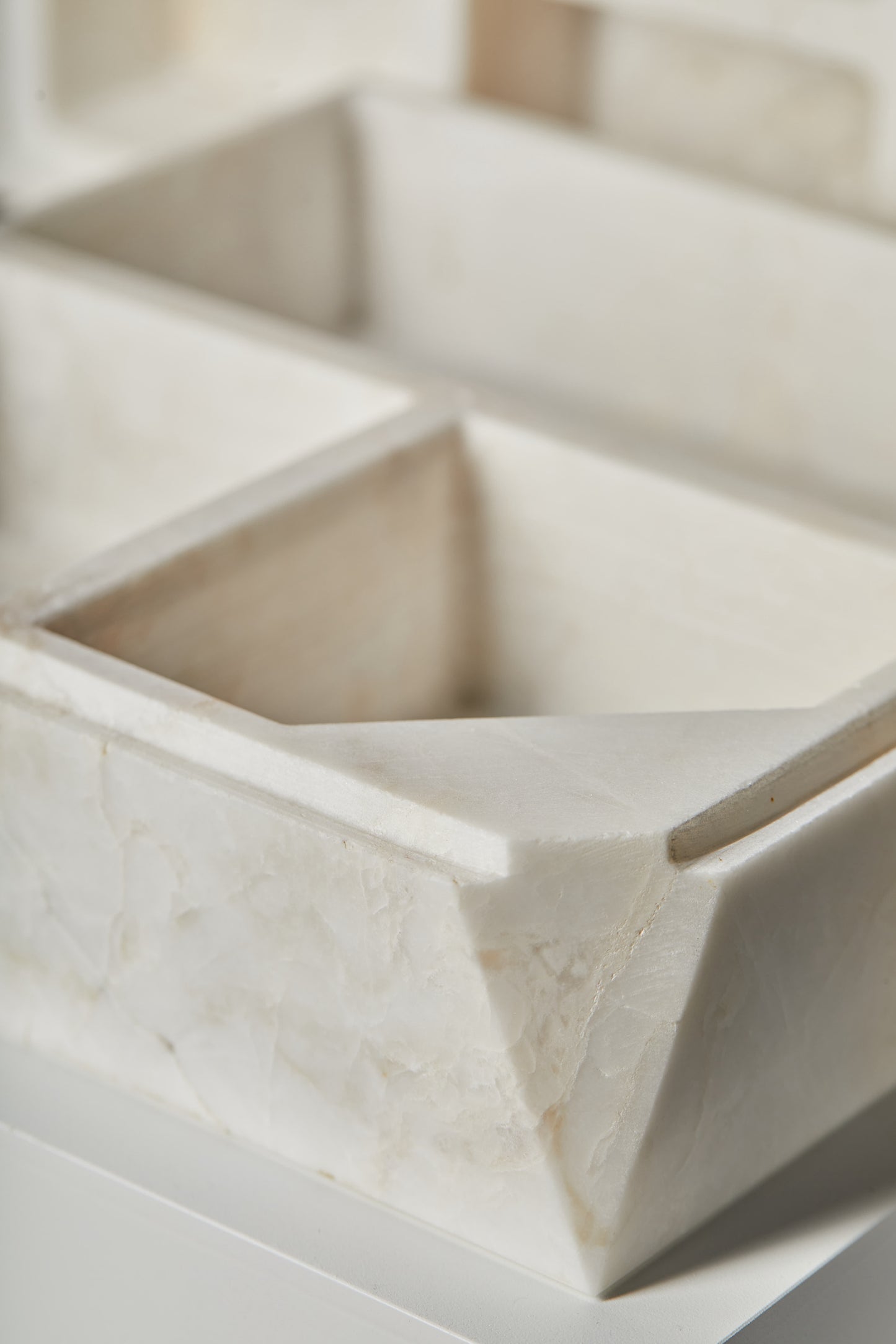 LineaBox - Linear Cut Jewelry Box